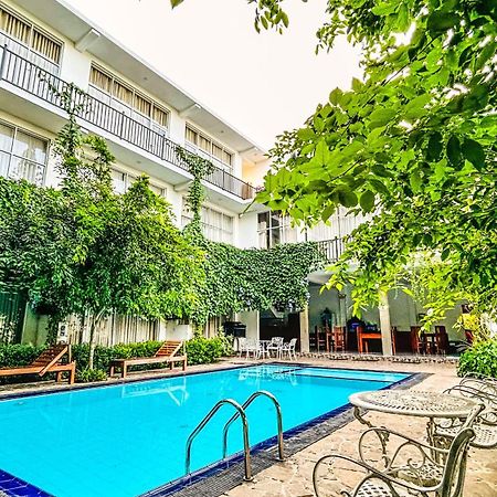 Salubrious Resort Анурадхапура Экстерьер фото