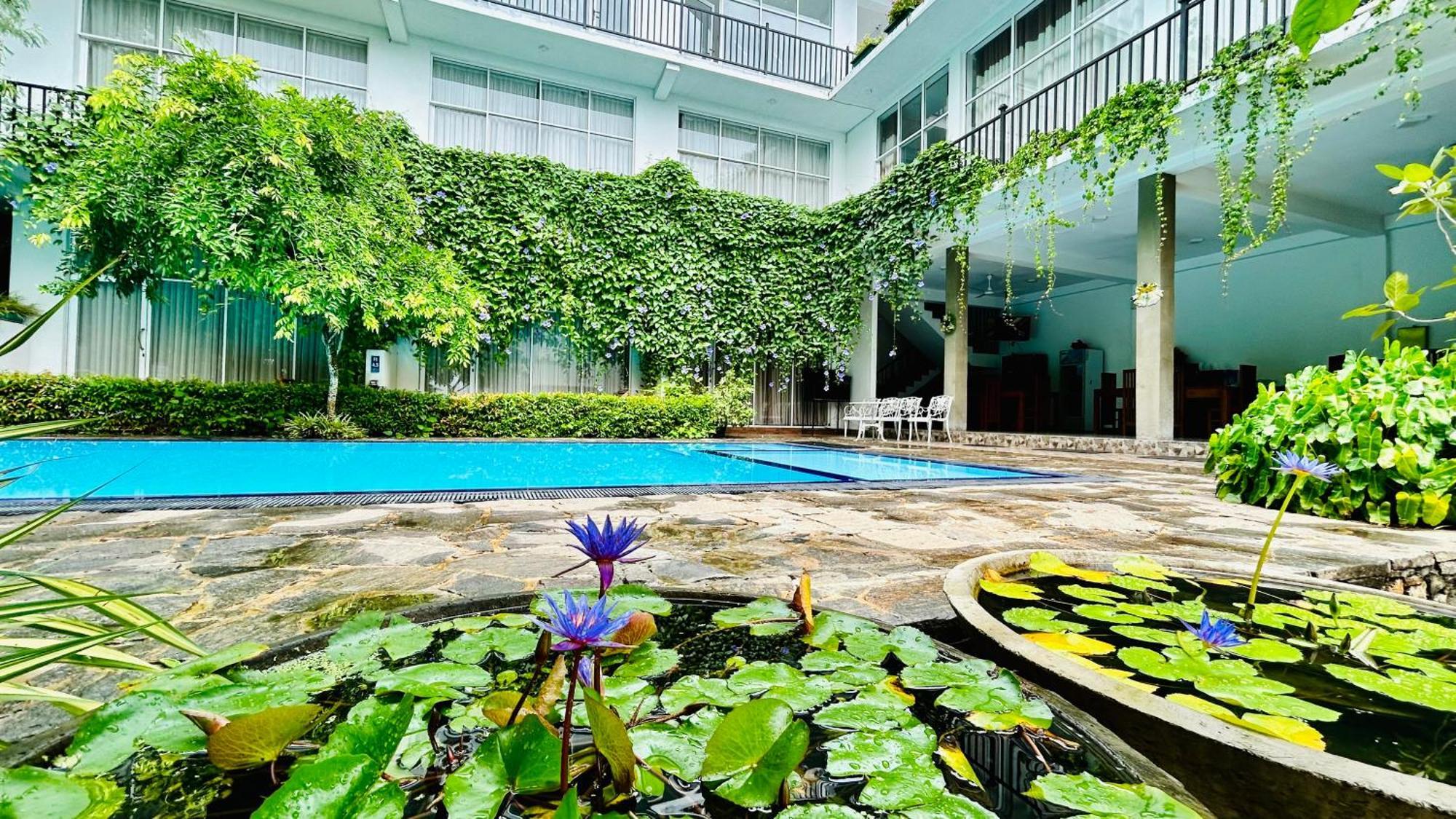 Salubrious Resort Анурадхапура Экстерьер фото
